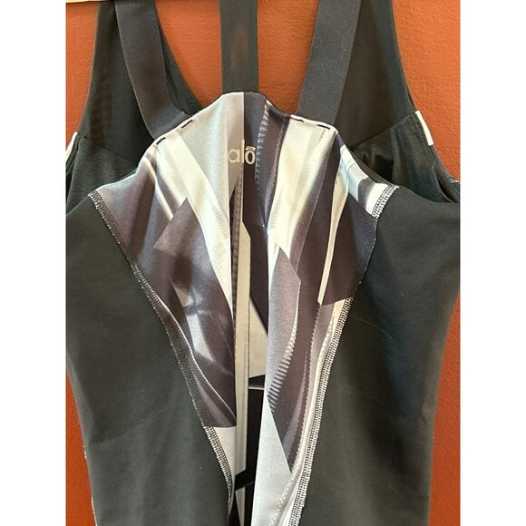 Alo Yoga Women's Black White Fluidity Tank Top Racer Back Medium Athleisure EUC - Picture 3 of 3
